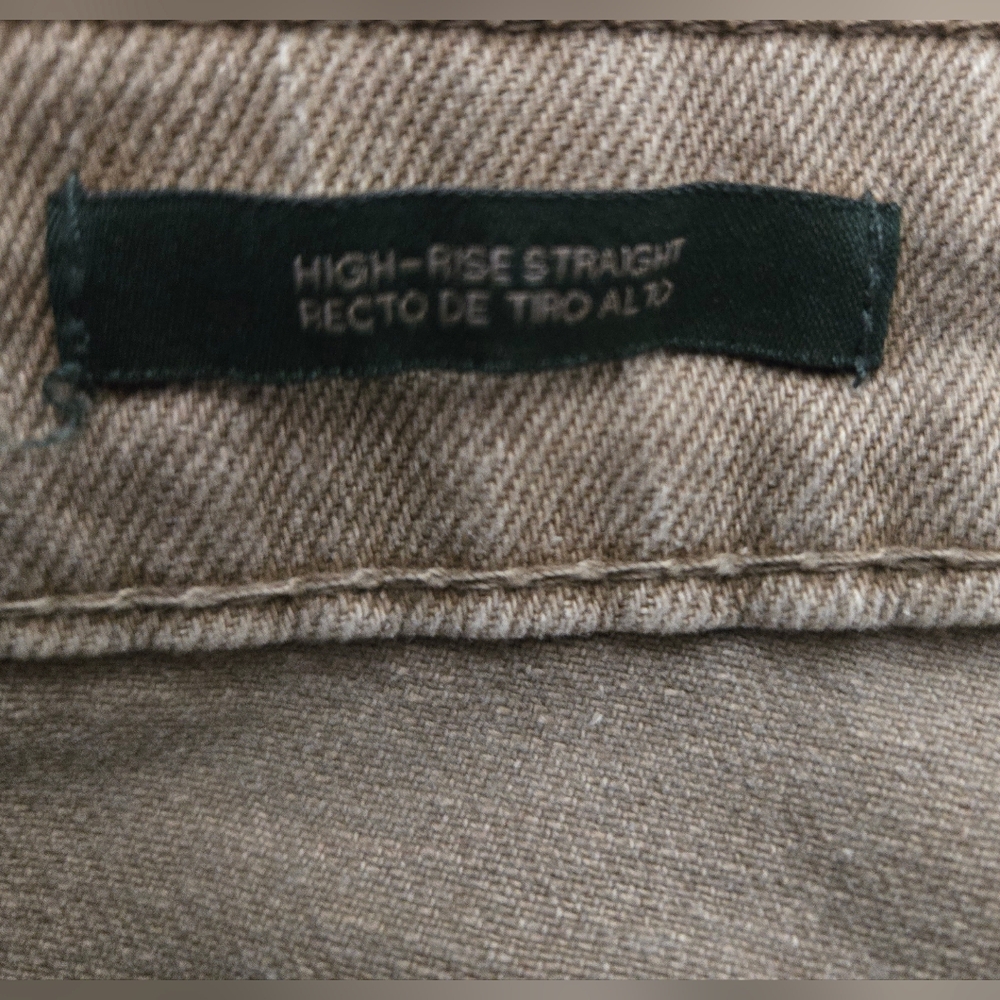 Light Brown Wash Distressed Denim Jeans, High Rise, Straight, Size 8, New W/Tags - Picture 11 of 14